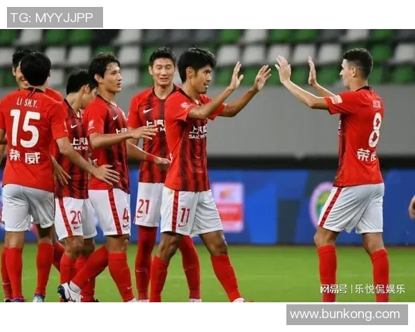 上海乒乓球队实力之争引发热议球迷与专家各抒己见探讨未来发展方向 上海乒乓球队实力之争引发热议球迷与专家各抒己见探讨未来发展方向