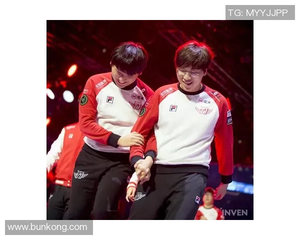 V5战队在冠军杯中的强势表现与战术分析全景解读