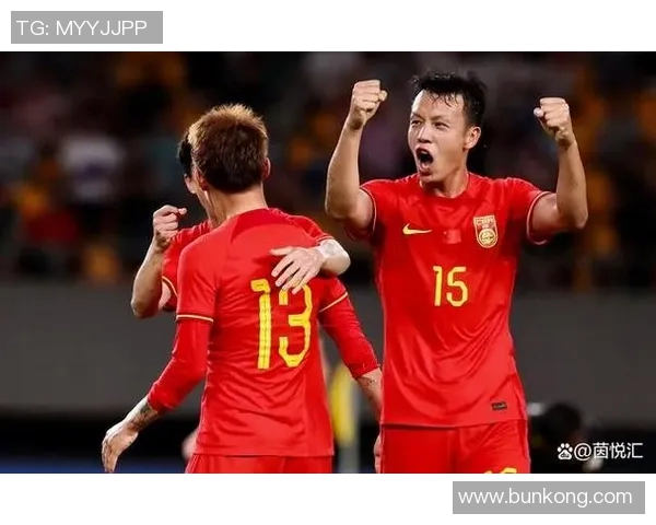 南京足球队战术引发热议球迷与专家的观点碰撞分析 南京足球队战术引发热议球迷与专家的观点碰撞分析