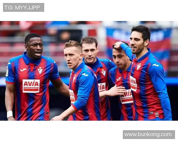 西甲联赛精彩对决埃瓦尔主场迎战瓦伦西亚球队实力谁更胜一筹