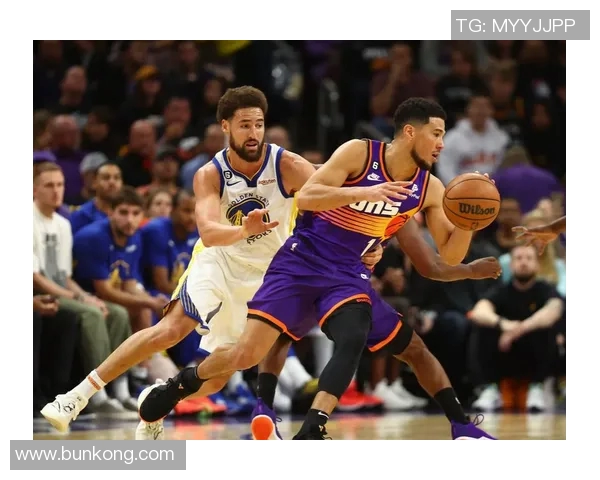 勇士与太阳第三节激战回顾球员表现与战术分析全景呈现 勇士与太阳第三节激战回顾球员表现与战术分析全景呈现