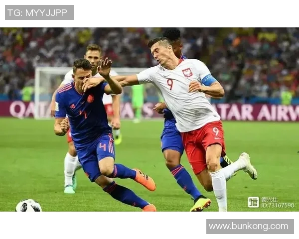 莱万领衔新一季足坛风云展现个人魅力与球队战术的完美结合