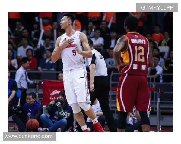 韩篮甲精彩对决首尔队迎战釜山队争夺季后赛席位 韩篮甲精彩对决首尔队迎战釜山队争夺季后赛席位