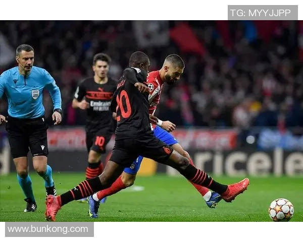 巴萨与米兰激战正酣1112战役再掀欧洲足球风云