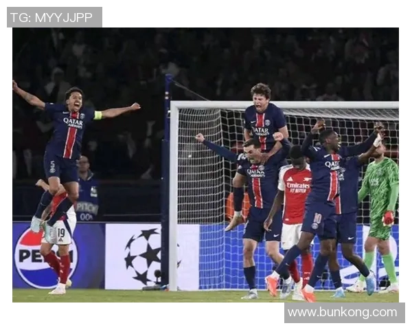 曼联与巴黎圣日耳曼激战在即CNTV全程直播精彩赛事分析